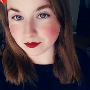 Meet your Posher, Katrina